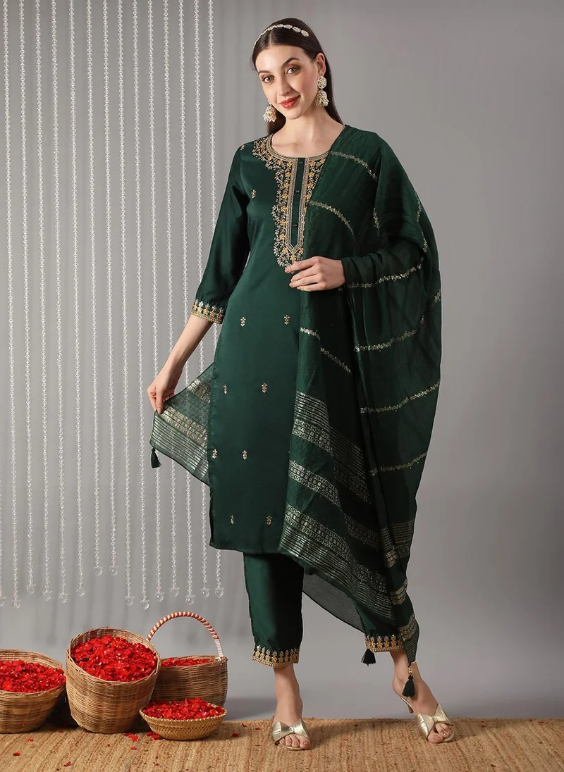 globus Globus Women Green Sequin & Floral Embroidered Yoke Straight Kurta With Pants & Woven Design Tassel Dupatta Festive Set